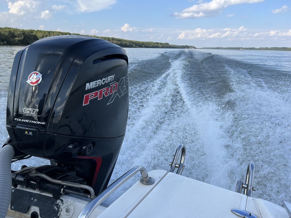Vand barca salupa motor 115 hp injectie 4 timpi