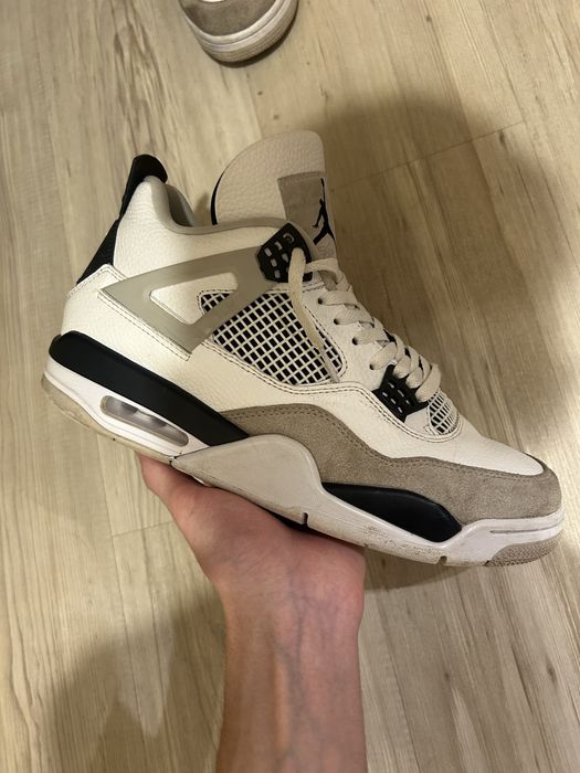 Jordan 4 retro millitary black