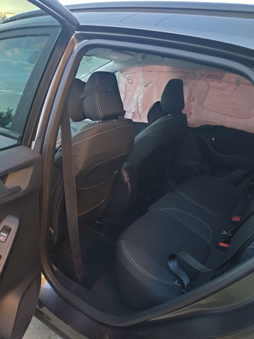 Vând Ford puma pentru piese