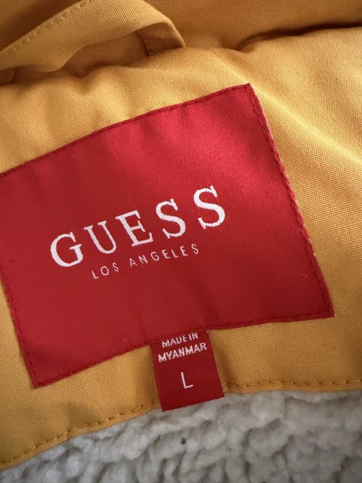 Оригинално зимно  яке Guess