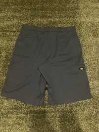 Shorts Dickies super fit (nu carhartt, stussy, evisu, vintage)