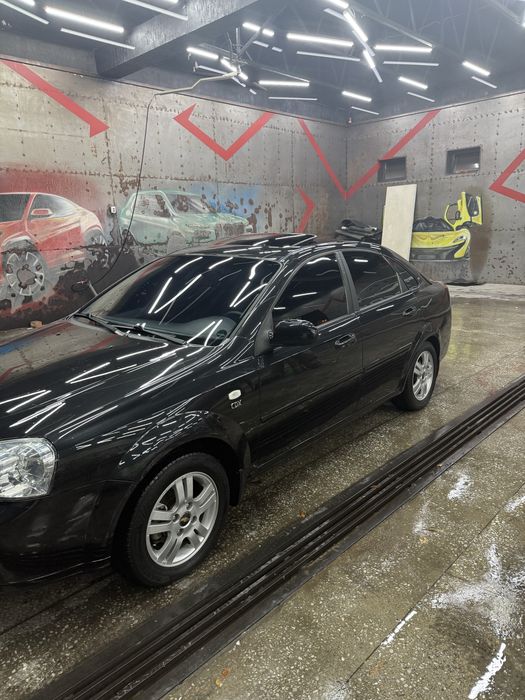 Lacetti 2013 sotiladi