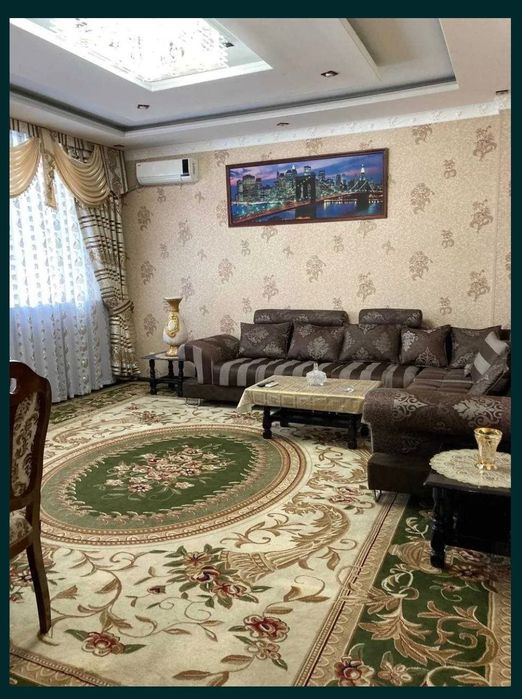 Сдается в аренду 2 х комнатная квартира парк Бобура