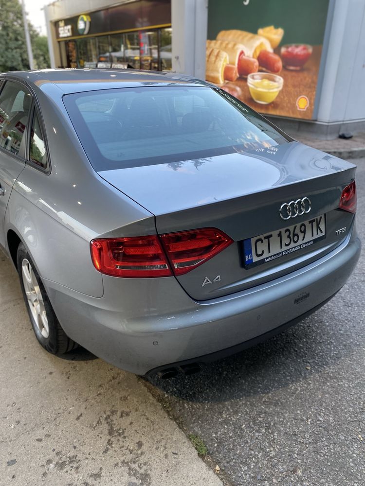 Audi a4 2.0 tfsi 2011 г.