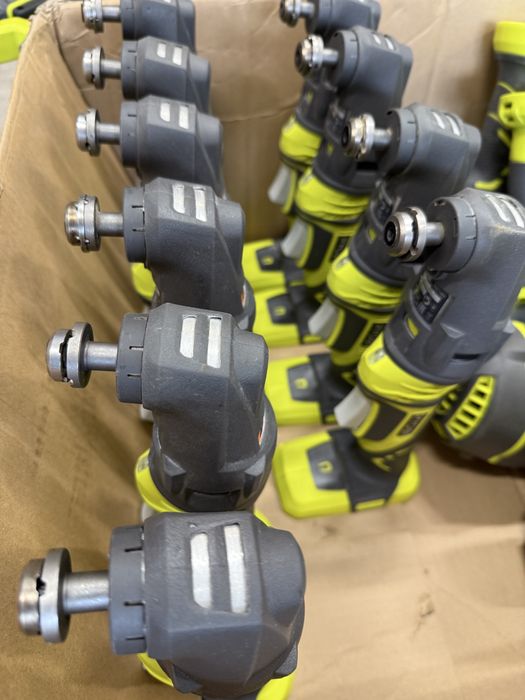 Ryobi Oscilant Multifuncțional electric 18V cu control de viteză