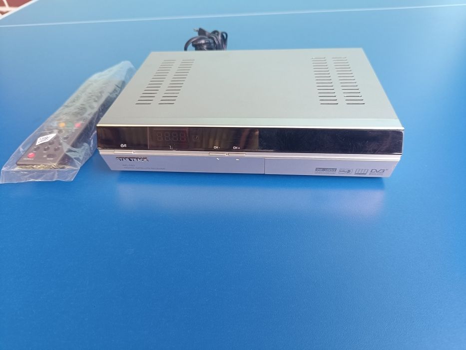 Спутниковый ресивер Star Track NC-707
