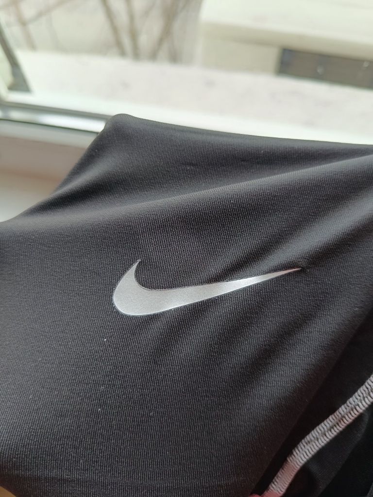 Черни/Бели тениски Nike