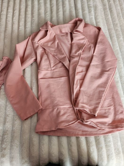 Дамски спортно елегантен комплект