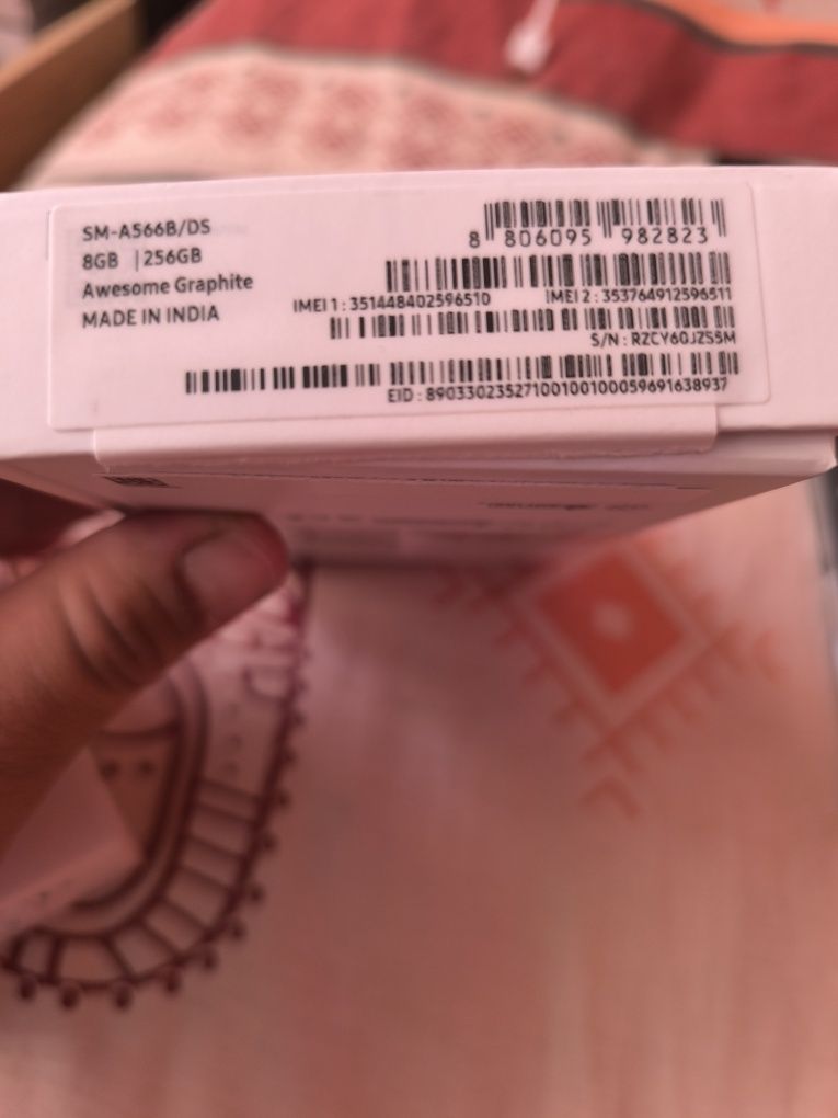 Продавам samsung A 56 256gb 8 ram чисто нов възможен бартер