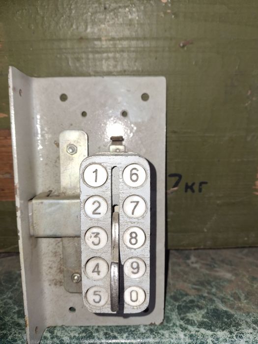 Продам кодовый замок