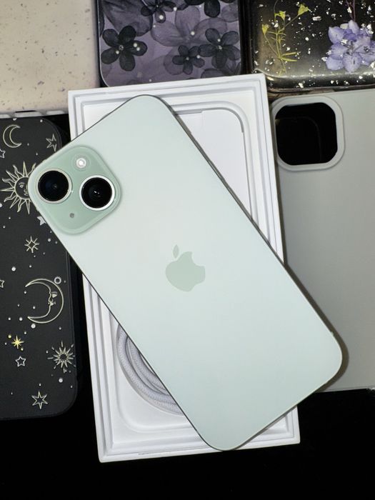 iPhone 15 Green 128 GB full box, huse, folie noua, 91% baterie