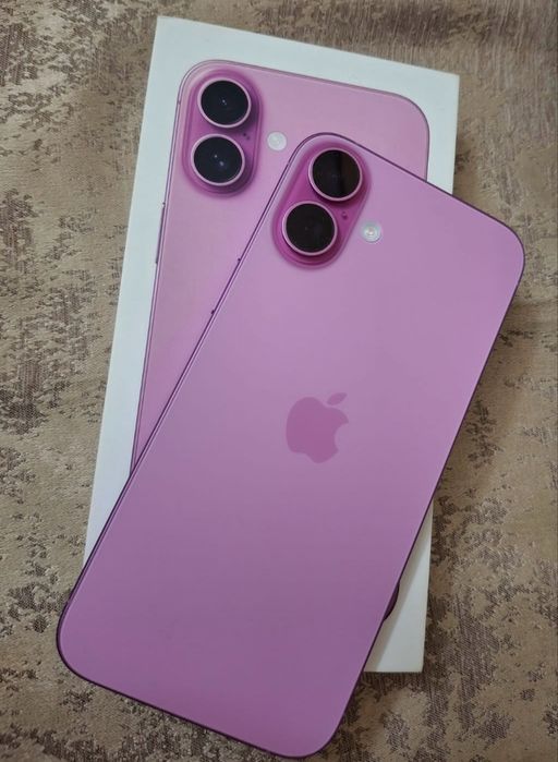 Vând iPhone 16 Plus - 128GB