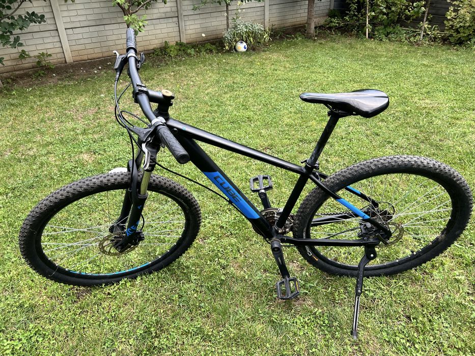 Bicicleta MTB Cube roti 27,5”