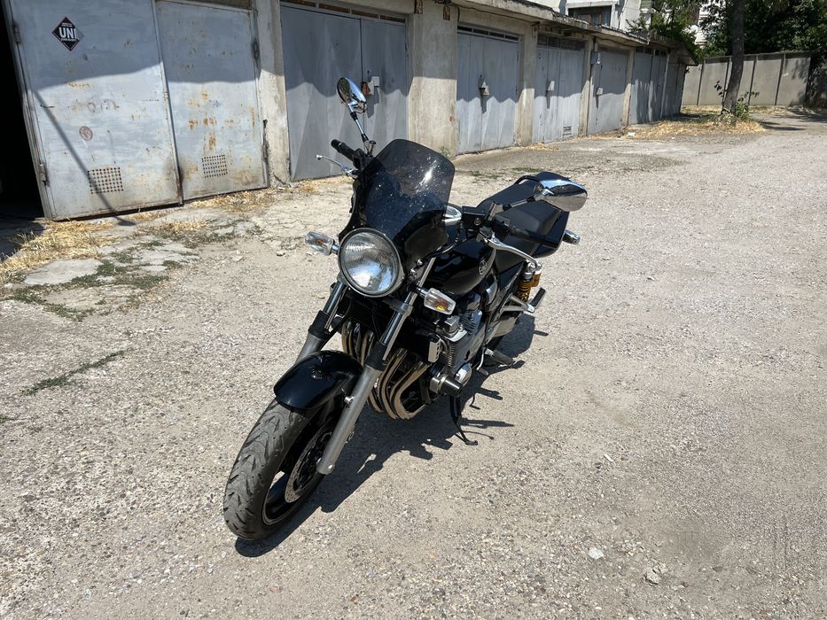 Motocicleta Yamaha XJR 1300