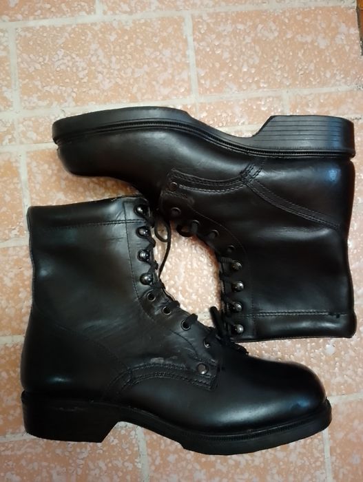 Оригинални български военни кубинки от социализма, номер 43