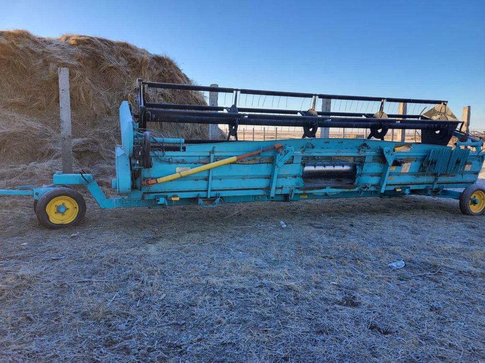 Комбайн Есиль 740 с жаткой
