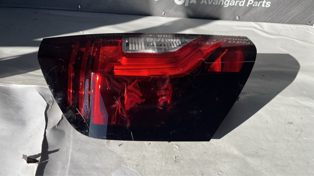 2 броя десен стоп Renault Kangoo 3 2020-