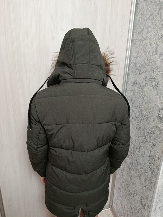 Продам куртку зимнюю подростковую