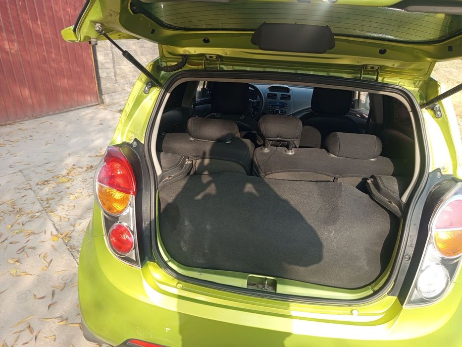 Spark sotiladi srochni