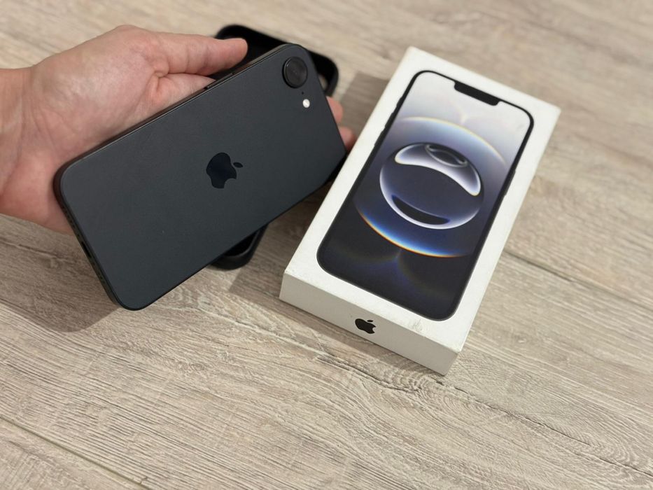 Vand iphone 16 e nou