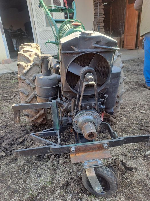 Vand Motocultor Holder