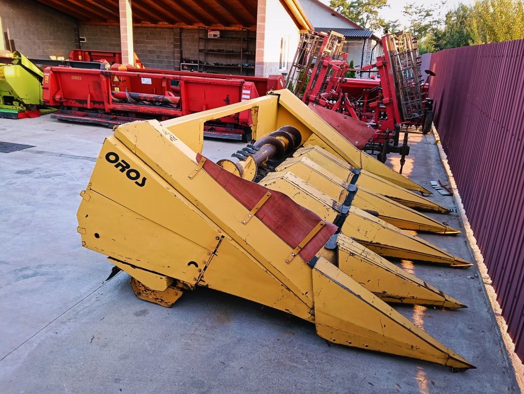 Masa / Heder porumb 5 / 6 rânduri Oros / Claas
