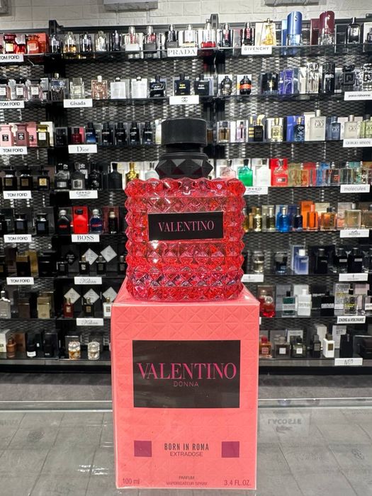 Valentino Born In Roma Donna Extradose