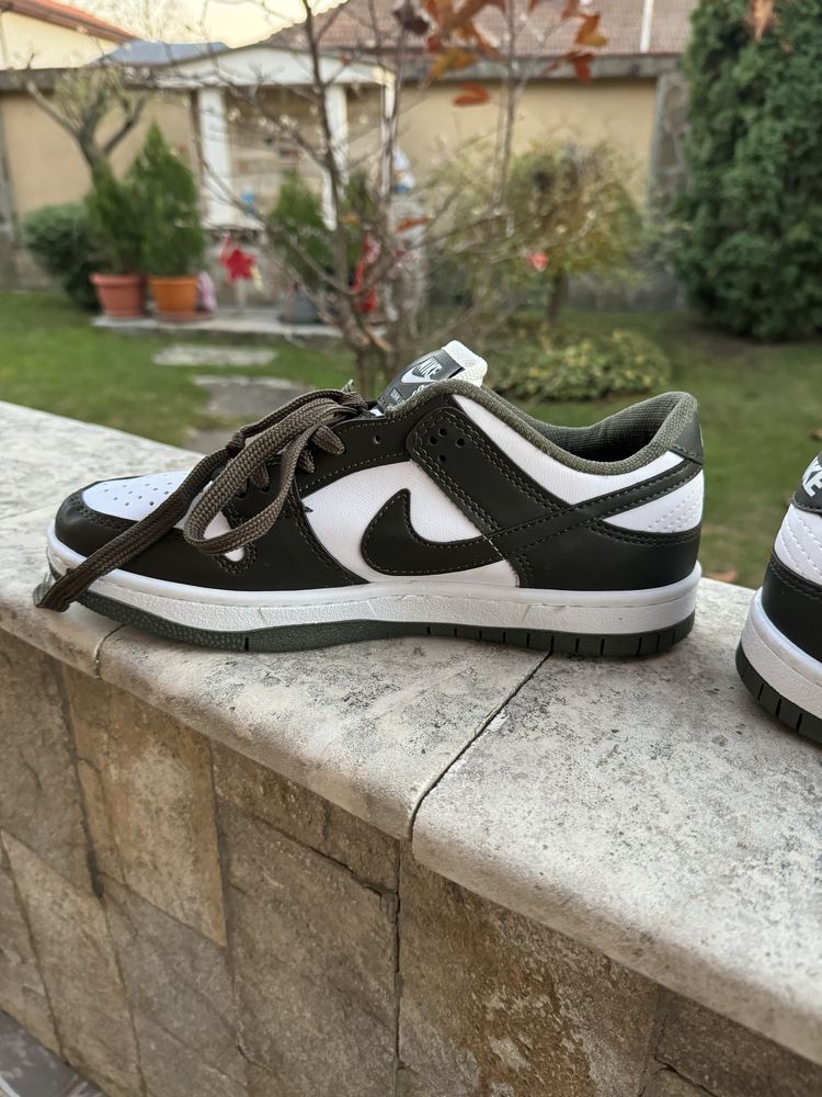 Дамски маратонки Nike Dunk Low White/ Medium Olive-White
