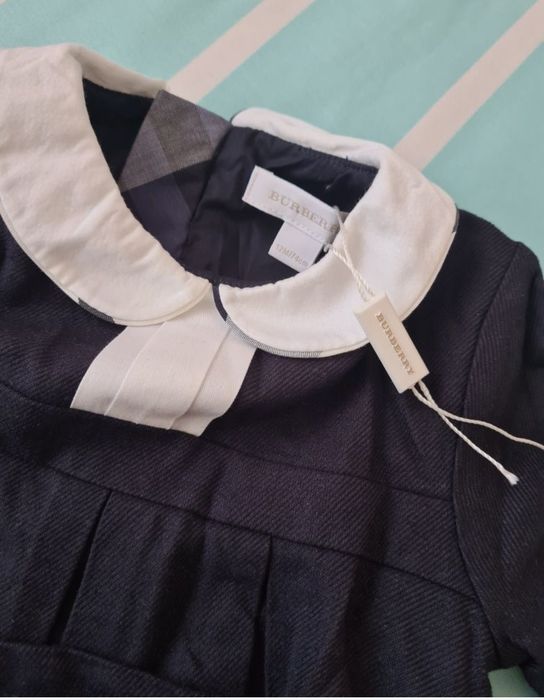 Rochita BURBERRY 12 luni, noua
