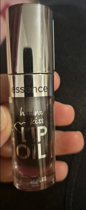 Mascara,creion de buze si gloss de dama