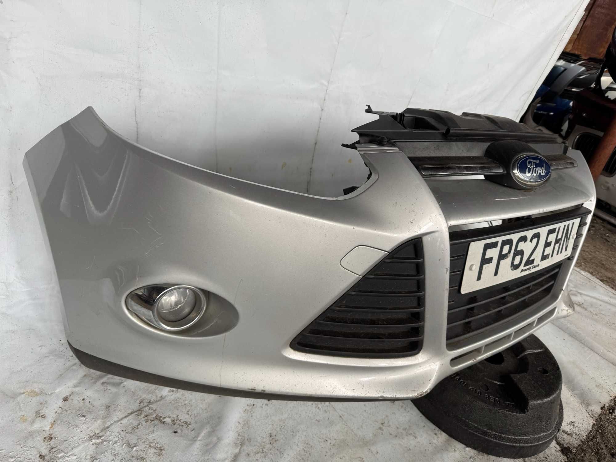 Bara Fata Ford Focus 3