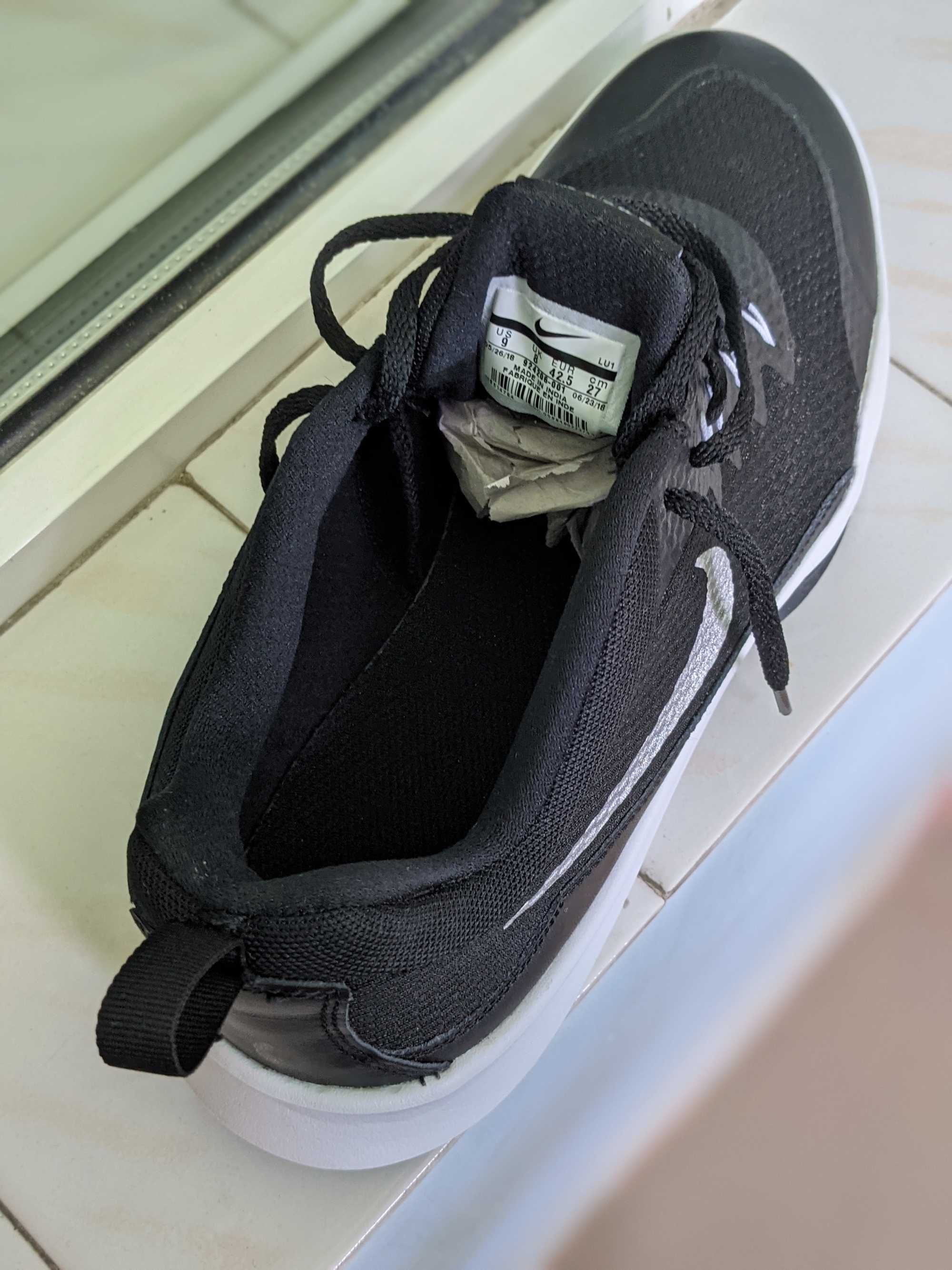 Nike Legend Trainers номер 42.5