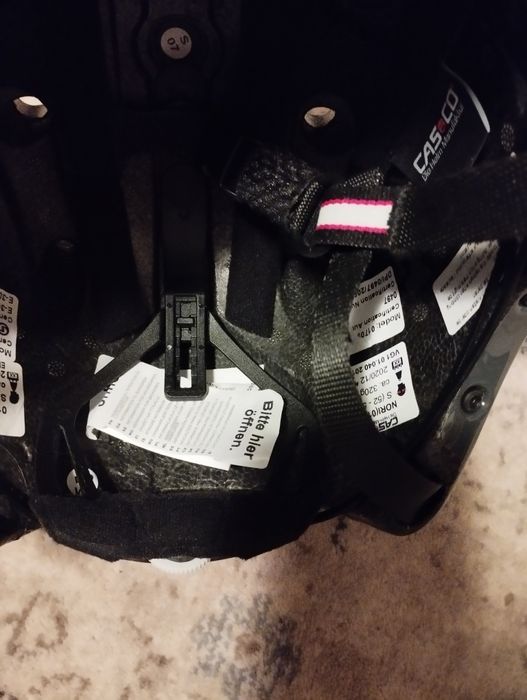 Cască echitație în condiții foarte bune.