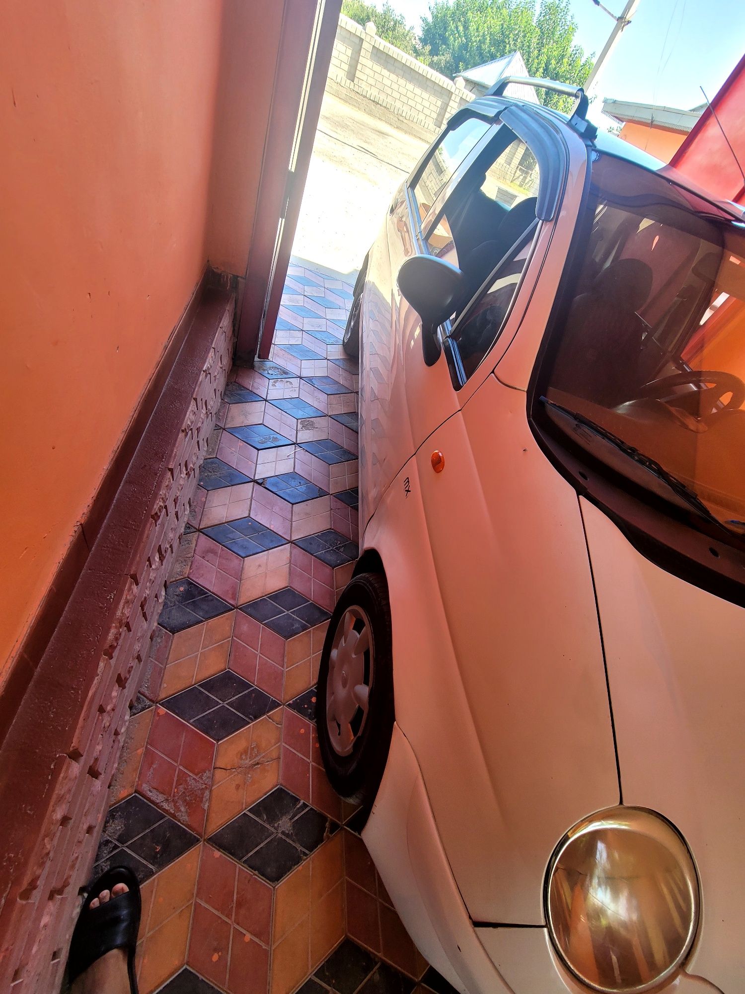 Xolati juda alo taksi yurmagan arenda berilmagan