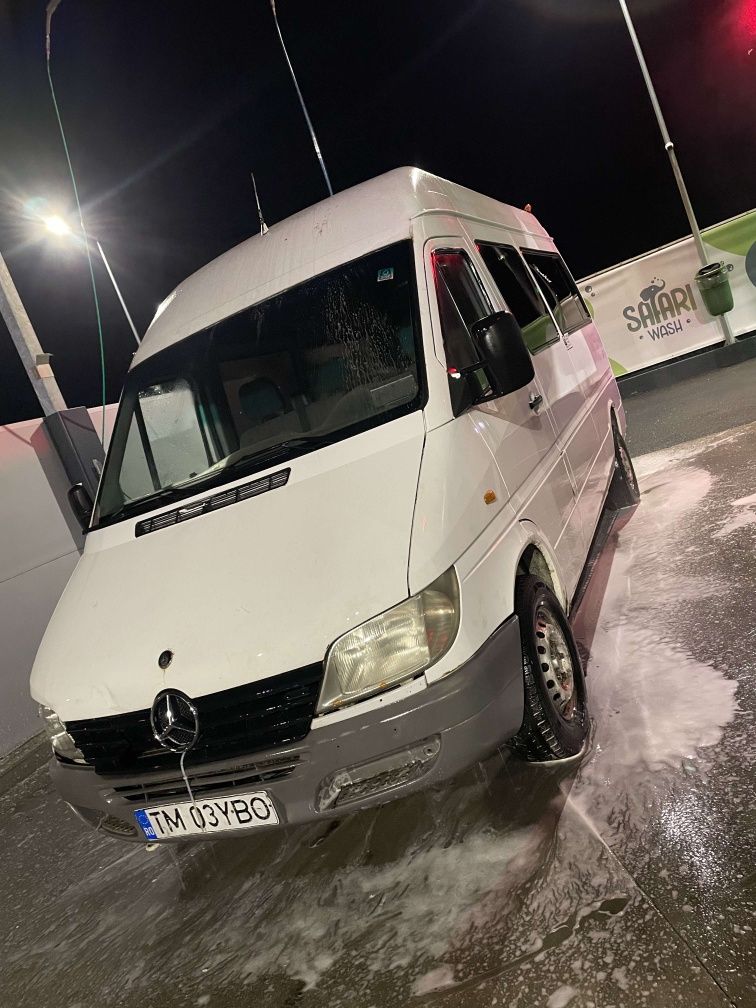 Mercedes-Benz Sprinter 8+1 locuri 2,2CDI