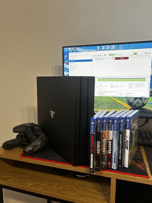 Playstation 4Pro Complet sau schimb  cu videoproiector