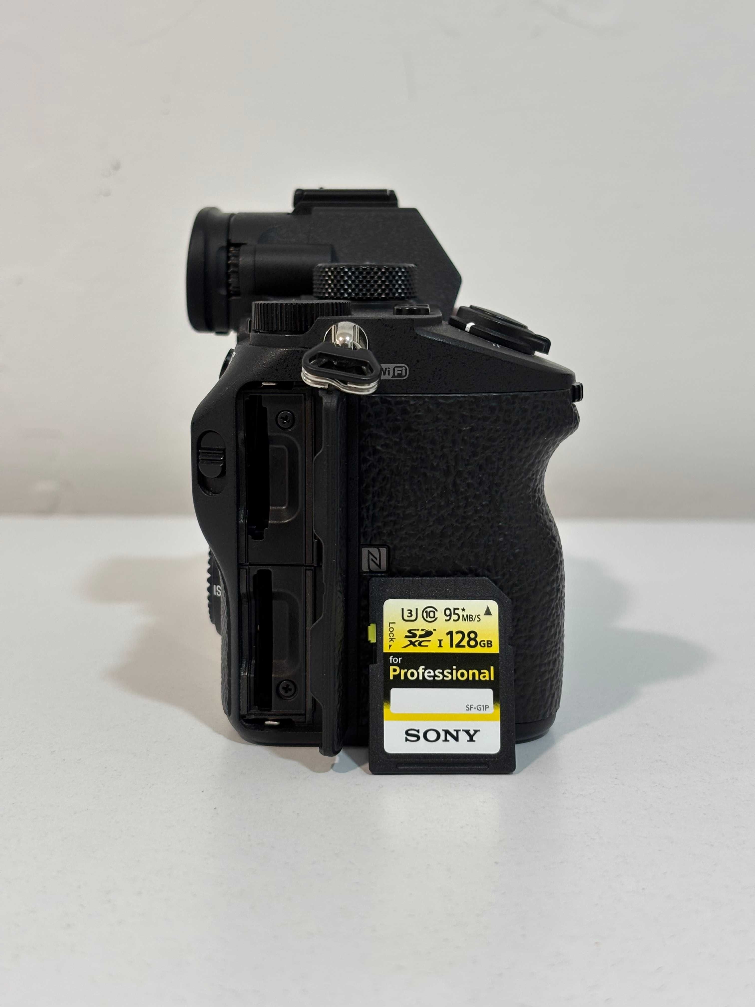 Фотоапарат Sony A7 III *Перфектно състояние* ТОП