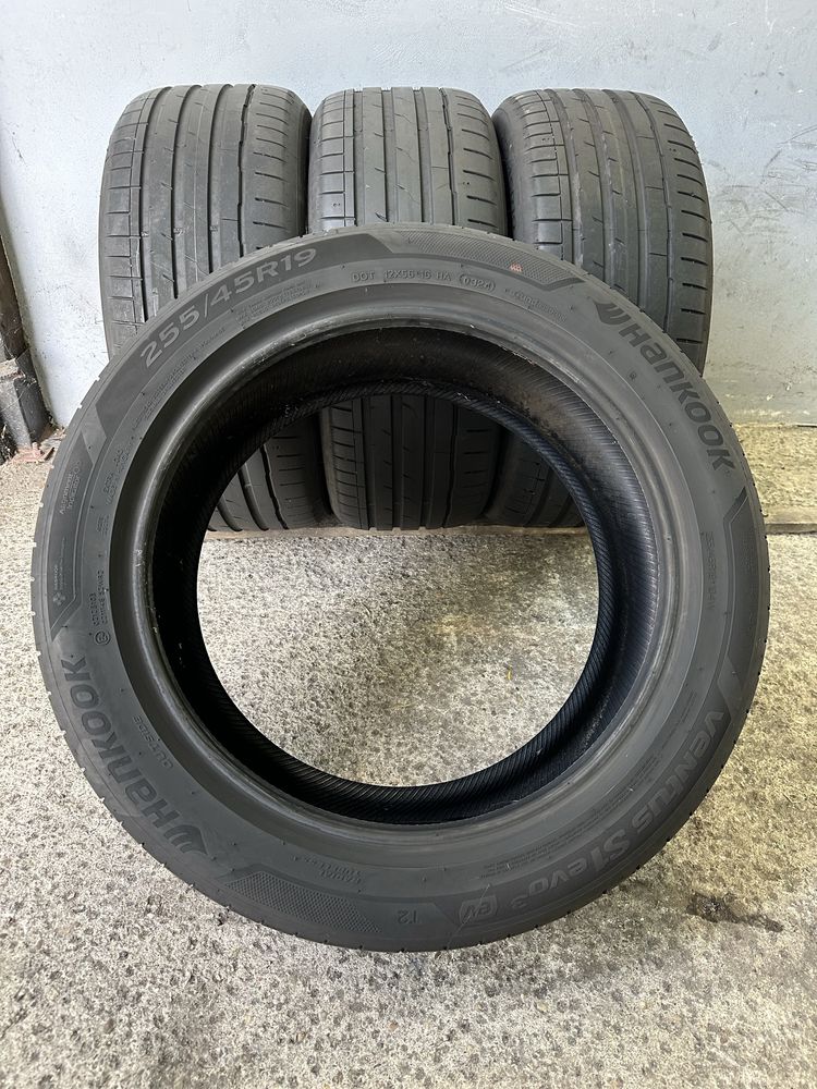 Гуми 255/45/19 HANKOOK Ventus S1 Evo3