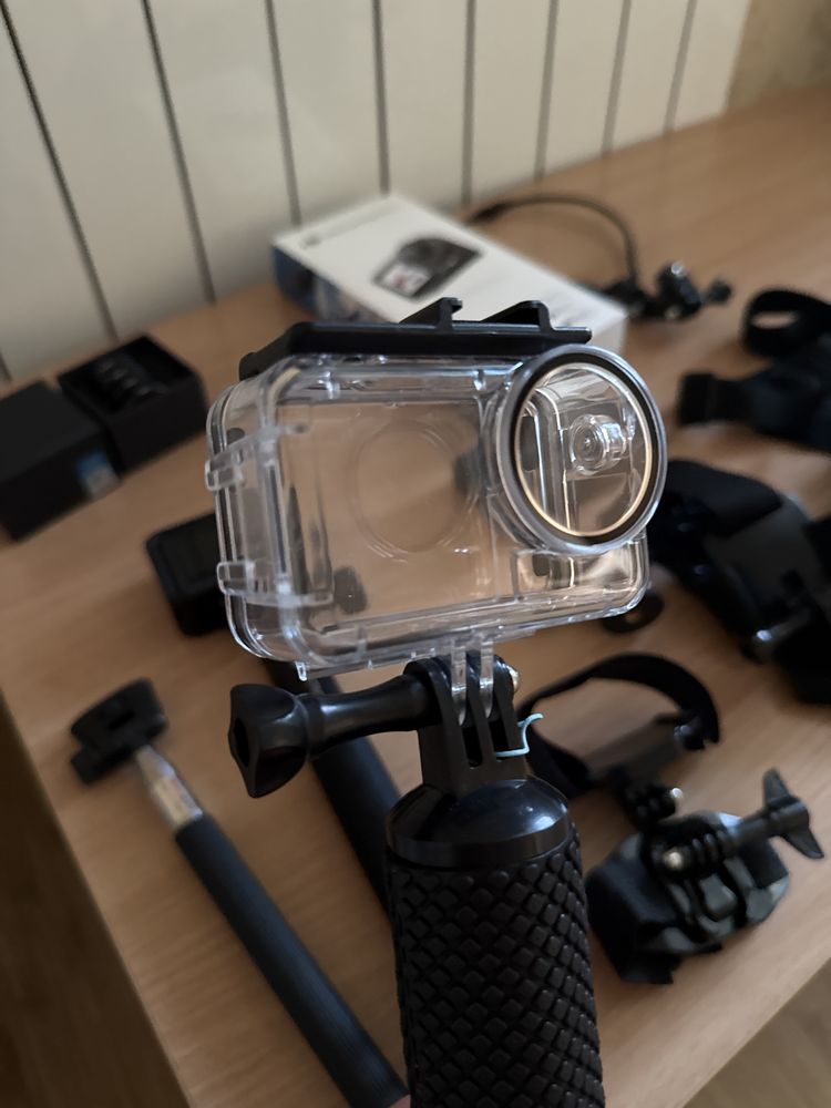 Dji action pro 5 +флешка 128гб+набор