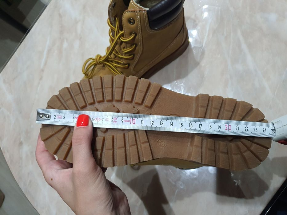 Топли ботички, нови