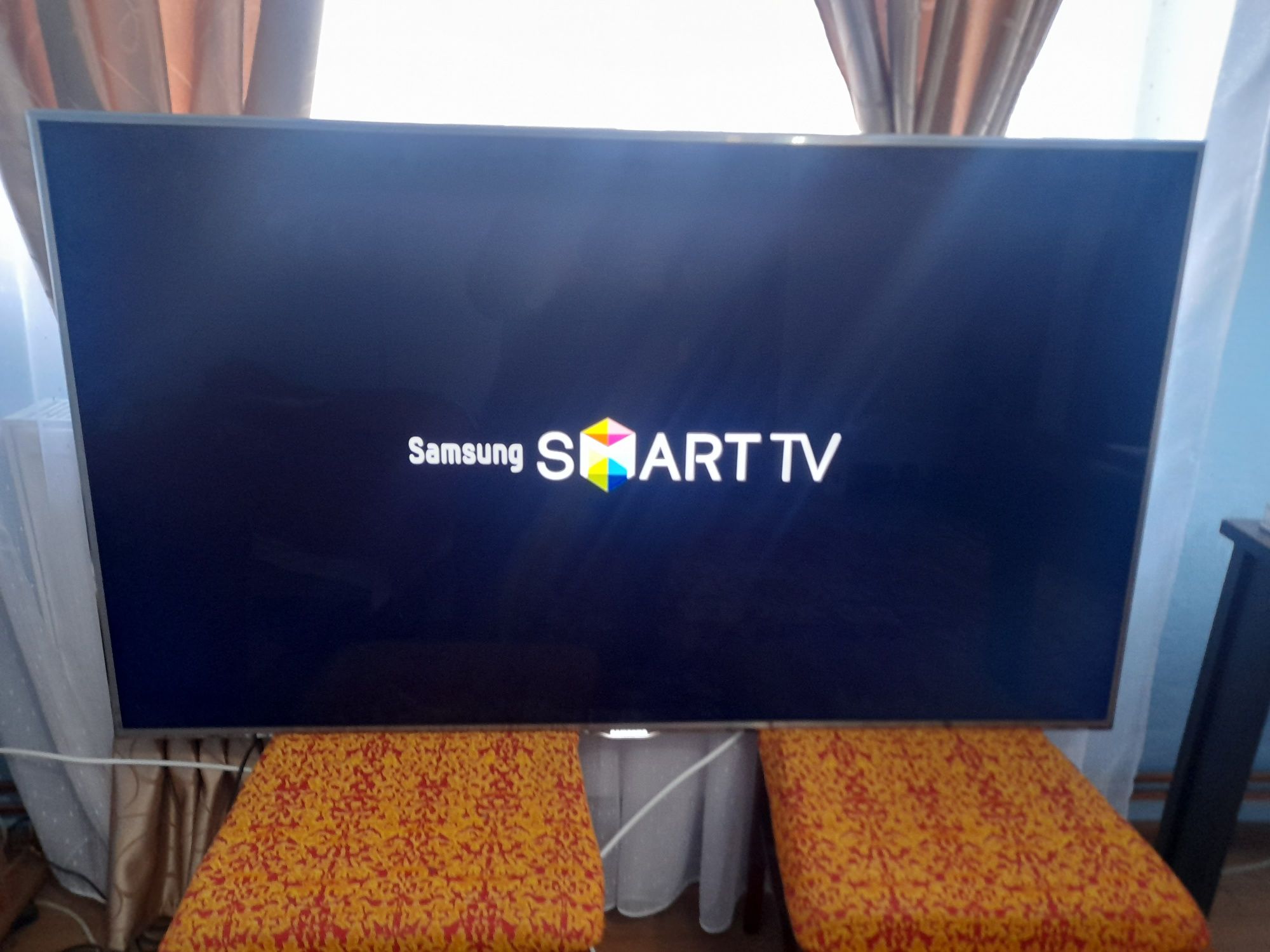 TV smart.samsung led FUL HD 153 cm