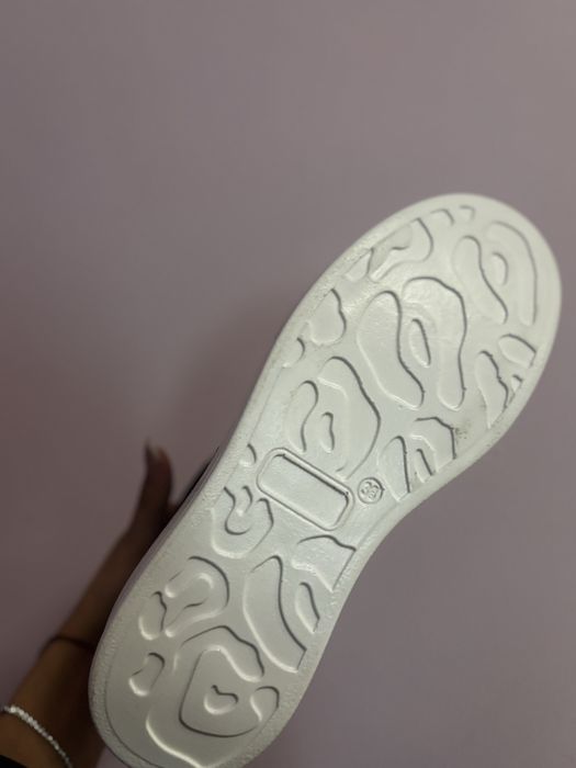 Маратонки Alexander McQueen 38номер