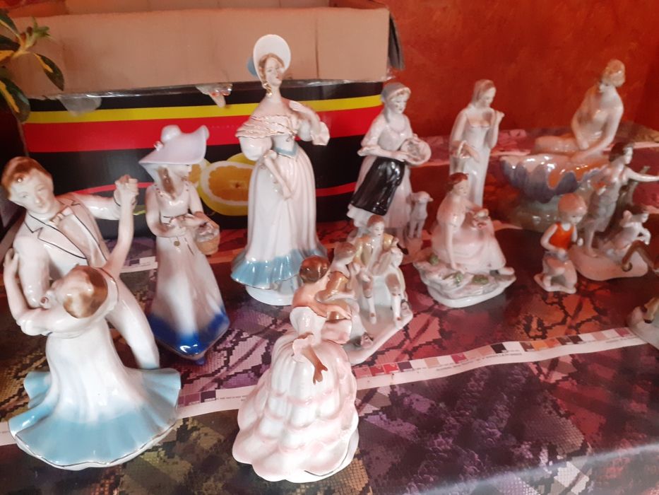 Bibelouri  porțelan -   20 / 25 bucati