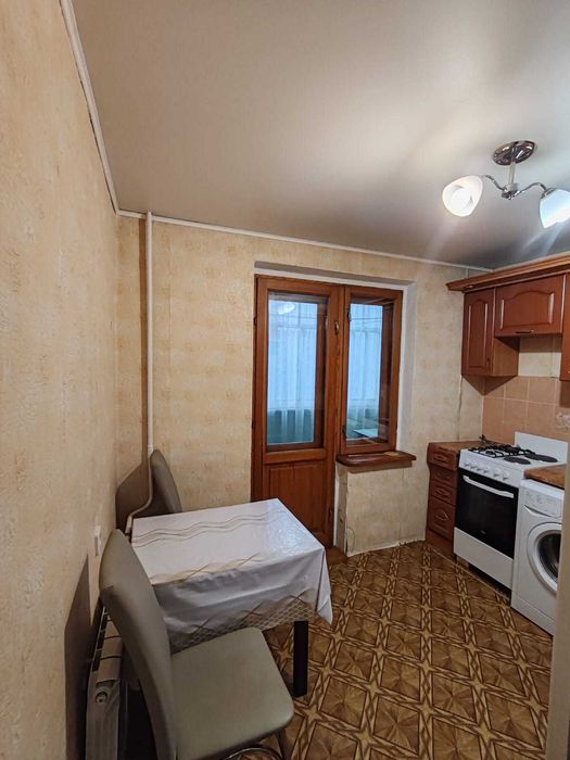 Продам 1 комн в Центре (гостинка)