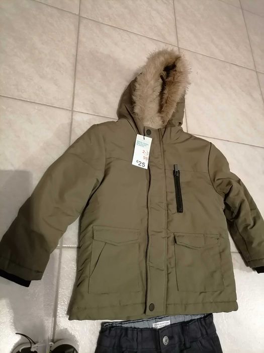 Set geaca pantaloni primark ptr copil 2-3ani