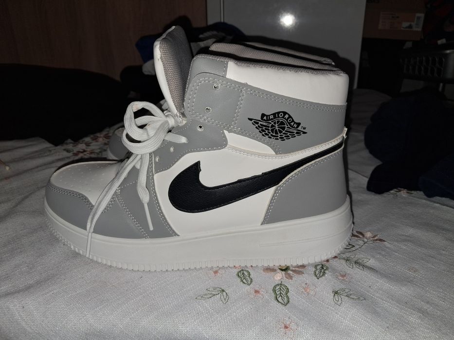 Зимни обувки на Nike