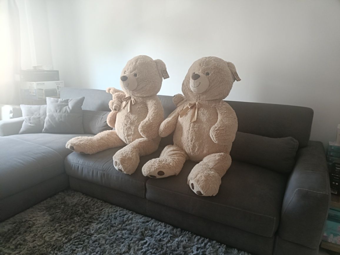 Urși giganți noi , cu eticheta , fiecare urs mai are un pui,