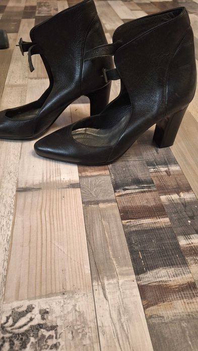 Черни официали обувки