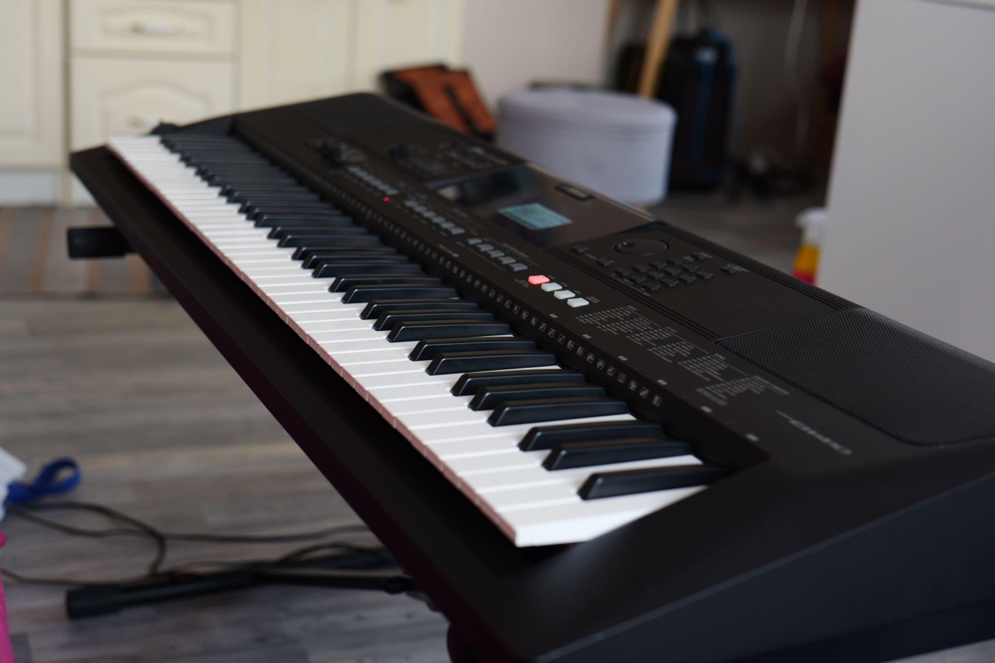 Yamaha PSR - EW410 - portable keyboard