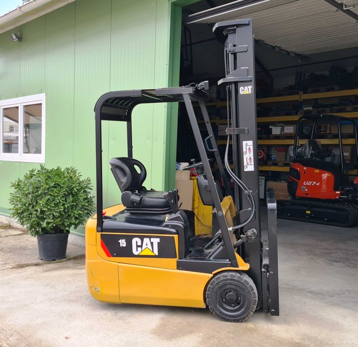 stivuitor CAT EP15KRT-PAC, 2272 ore functionare